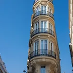 Aston La Scala Hotel *