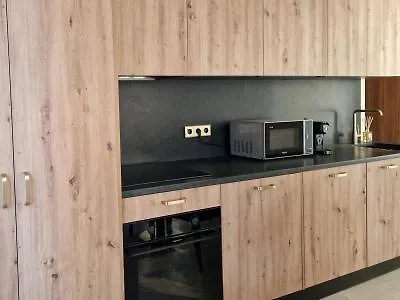 Residens Aston La Scala *