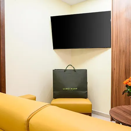 Aston La Scala * 尼斯