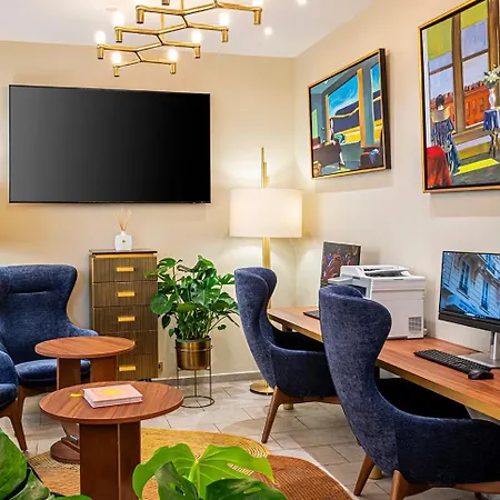 ホテル Aston La Scala